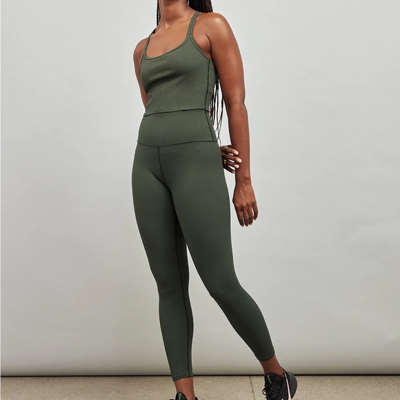 Carbon 38 Matching Set Ribbed 7/8 Leggings + Bra Top - Picture 6 of 13